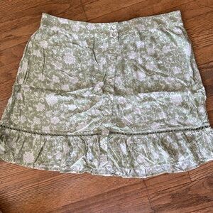 Shyanne Button Mini Skirt. Size XXL